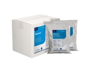 Topro Recover - Unterstützt die Genesung nach der Geburt mit wichtigen Vitaminen, Antioxidantien und Melonengeschmack zur Verbesserung der Aufnahme. Optimale Dosierung in 20 Liter warmem Wasser aufgelöst, reduziert das Risiko von Lebmagenverdrehungen. Praktische Portionierung für eine präzise Anwendung.