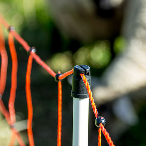 Schafnetz farmer| PVC Pfähle| 90 cm hoch, 50 m lang, elektrifizierbar, Einzelspitze