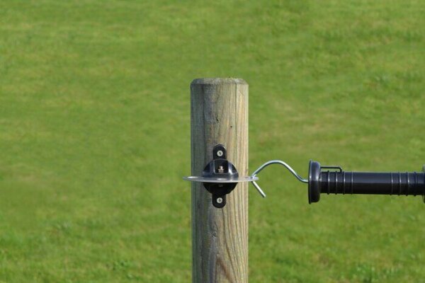 Torgriffisolator mit Metallplatte