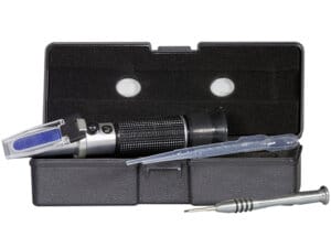 0–32% Brix Refraktometer zur schnellen und präzisen Bestimmung der Kolostrumqualität bei Kälbern – misst den Trockensubstanzgehalt für optimale Startbedingungen.